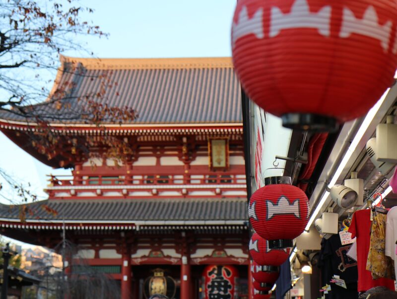 temple-japan_explorevan_omadika_taxidia