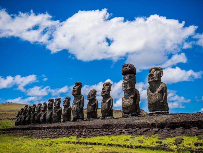 moai-nisi_tou_pasxa_easter_island_explorevan