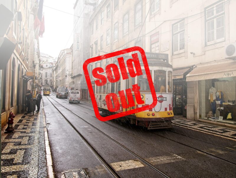 lisbon_roadtrip_explorevan_soldout